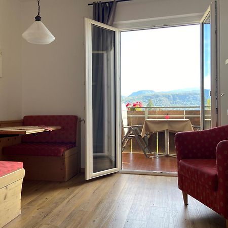 Residence La Terrazza Caldaro Eksteriør billede